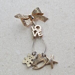 Vtg 90s Gold Tone Bow LOVE Charm Brooch Teddy Bear Rocking Horse Starfish Pin